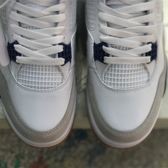 Nike SB x Air Jordan 4 Sneaker     DR5415-140 - PerfectKickZ