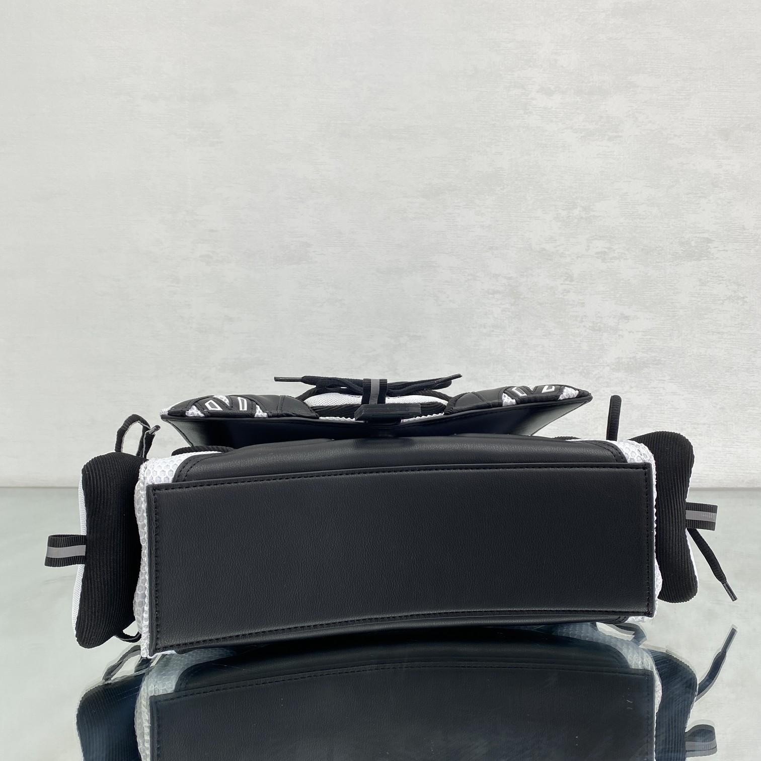 Balenciaga SneakerHead Medium Handbag In White/black - PerfectKickZ