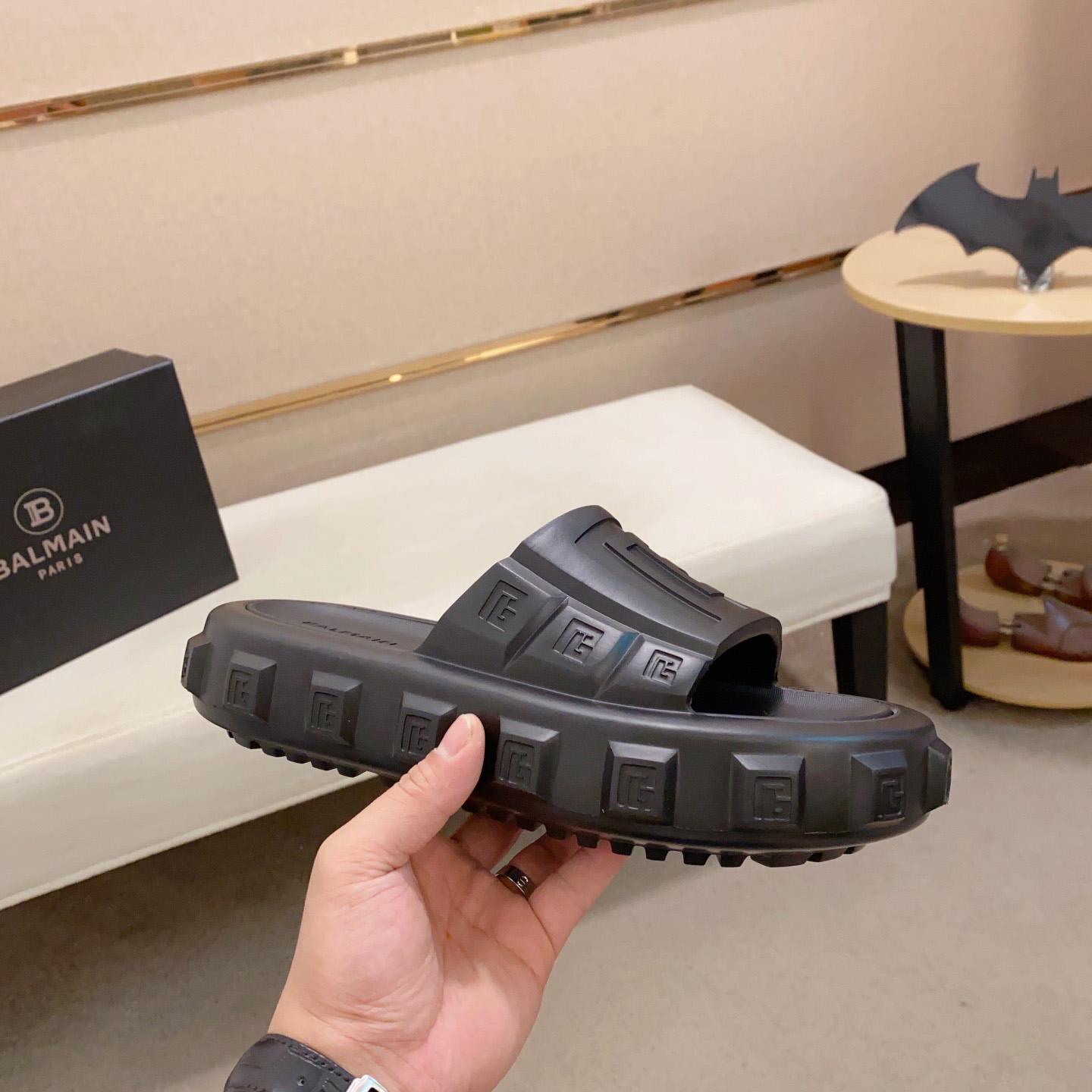 Balmain Embossed-logo Detail Slides - PerfectKickZ
