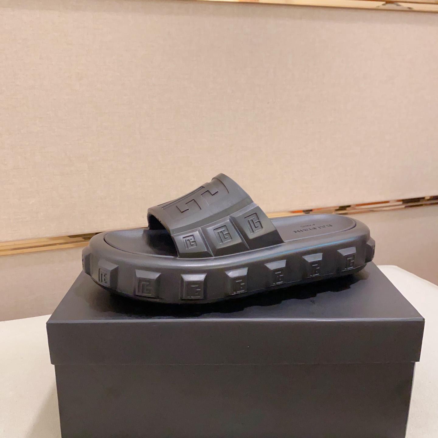 Balmain Embossed-logo Detail Slides - PerfectKickZ