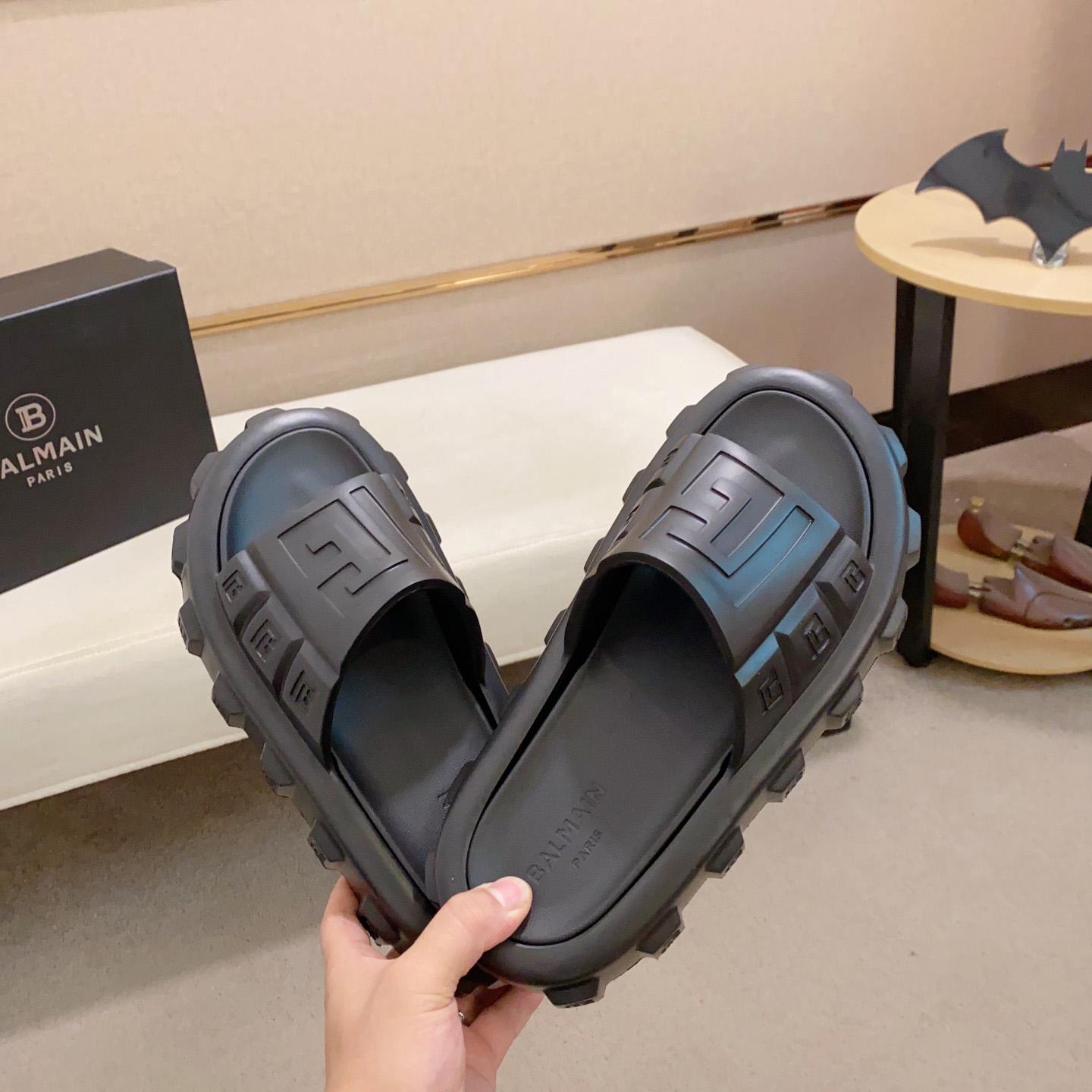 Balmain Embossed-logo Detail Slides - PerfectKickZ