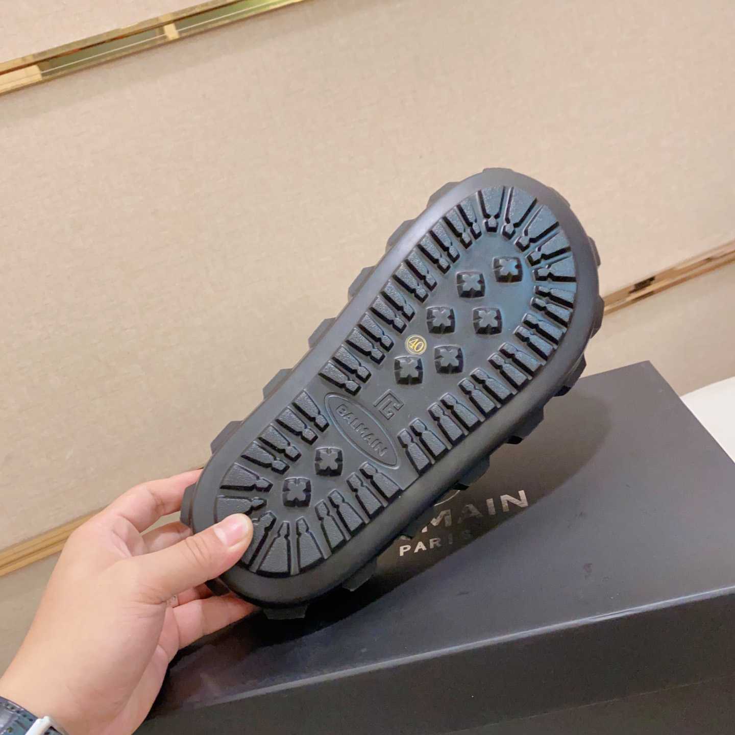 Balmain Embossed-logo Detail Slides - PerfectKickZ