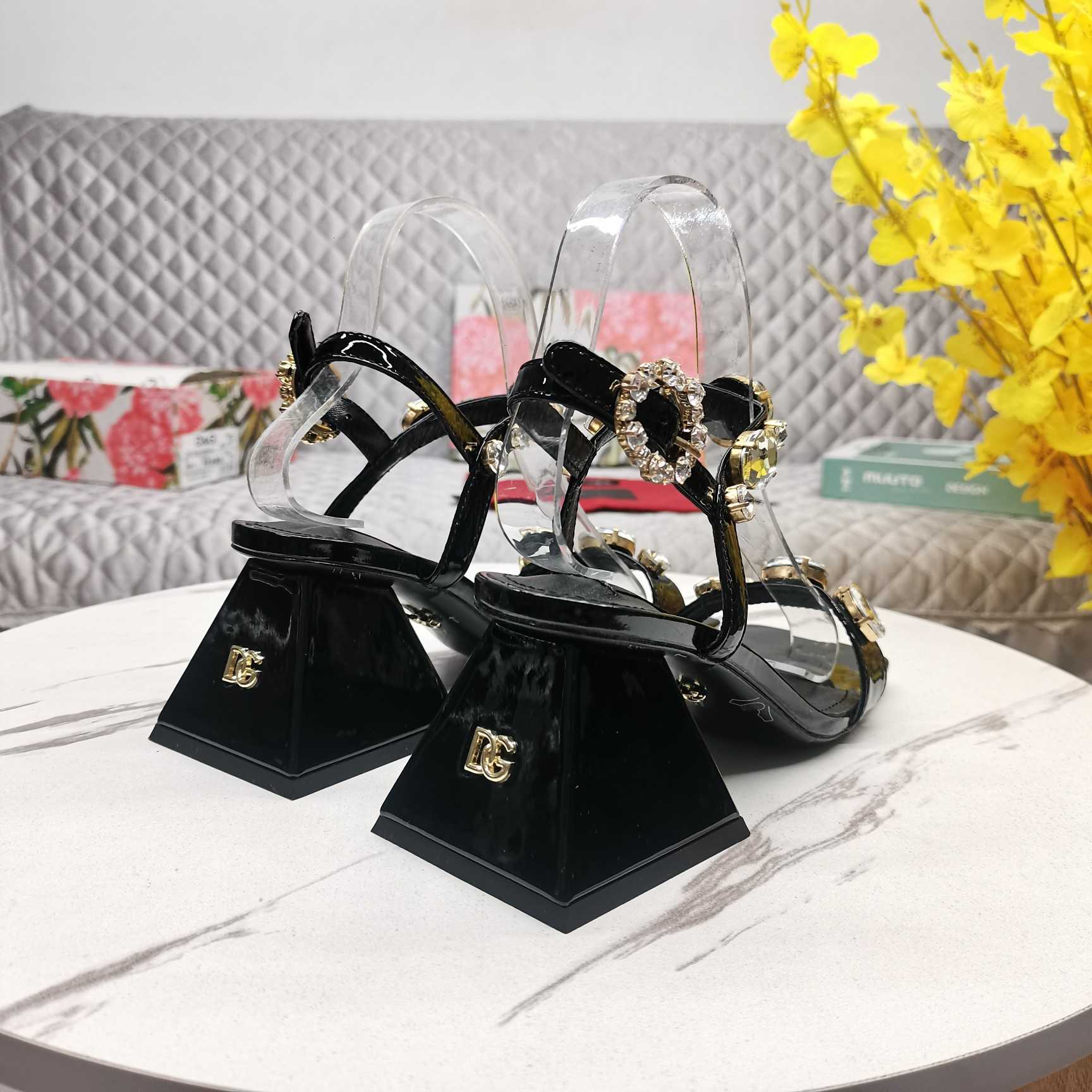 Dolce & Gabbana Polished Calfskin Sandals With Crystals - PerfectKickZ