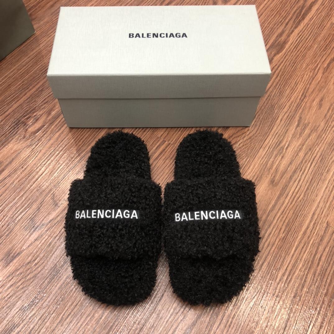 Balenciaga Furry Slide Sandal - PerfectKickZ