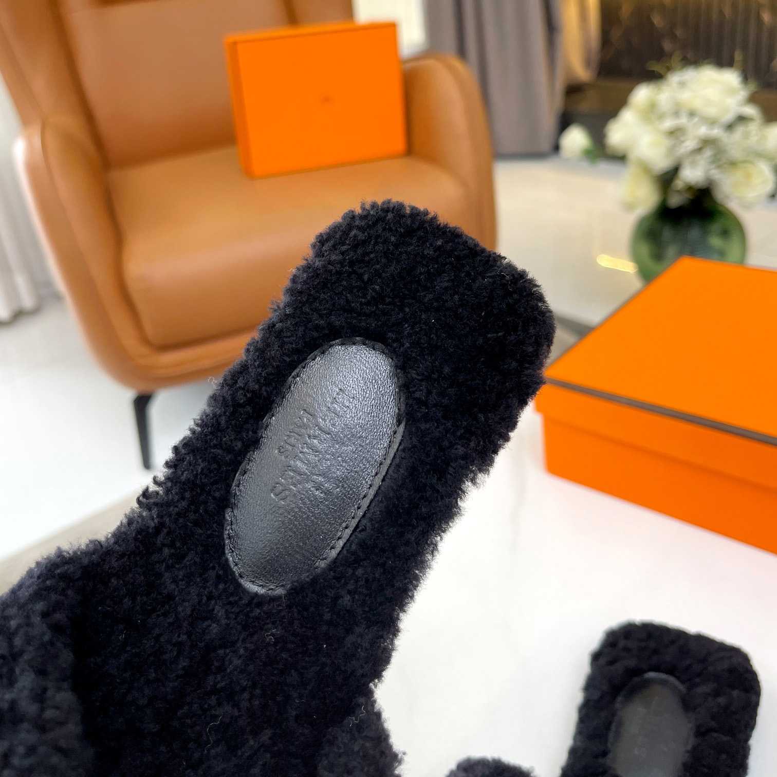 Hermes Shearling Oran Sandal - 
