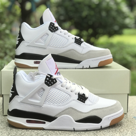 Nike SB x Air Jordan 4 Sneaker     DR5415-100 - PerfectKickZ