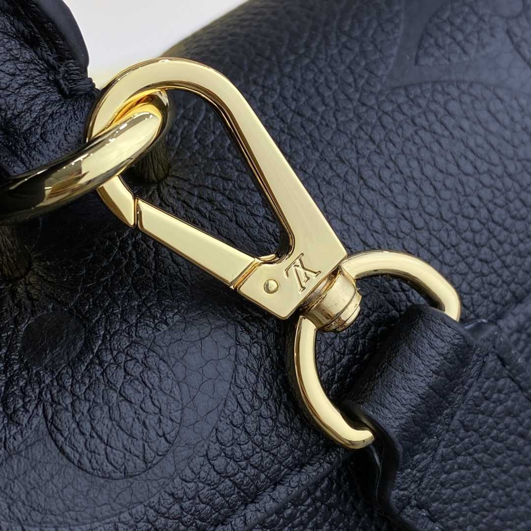 Louis Vuitton Madeleine BB (24 x 17 x 8.5cm)       M45977 - PerfectKickZ