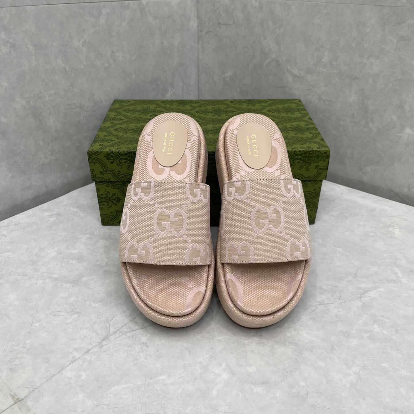 Gucci Women's Jumbo GG Platform Slide Sandal - PerfectKickZ