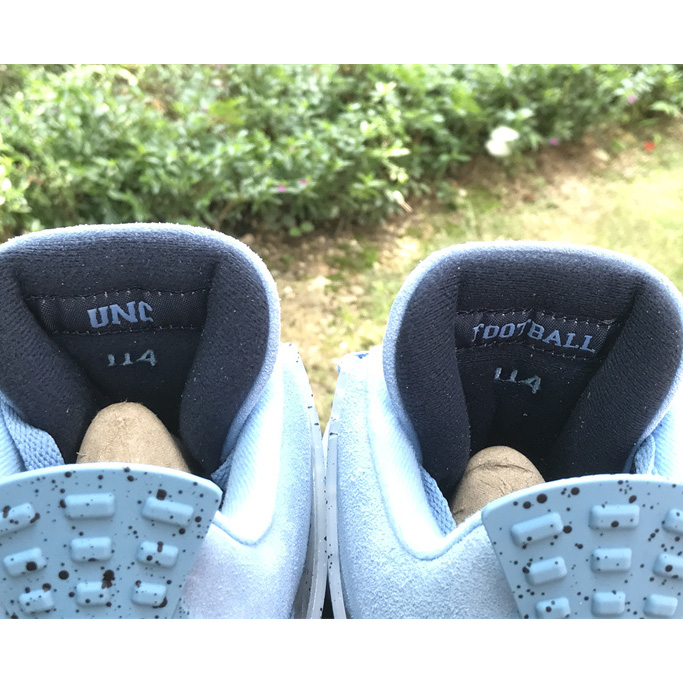 Air Jordan 4 Retro UNC PE Sneaker     AJ4-HO12MNJDLS247 - PerfectKickZ