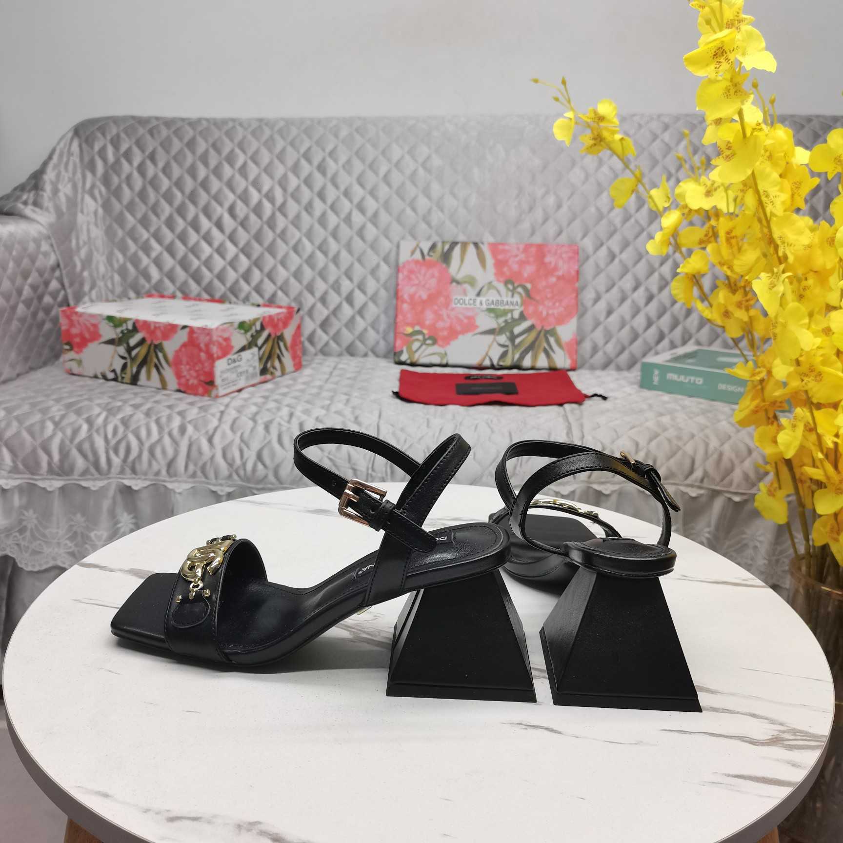 Dolce & Gabbana Nappa-look Fabric Sandals - PerfectKickZ