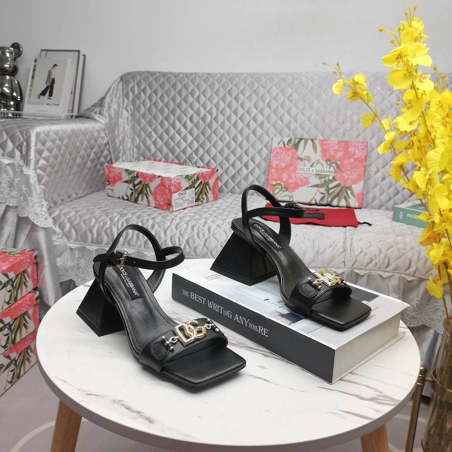 Dolce & Gabbana Nappa-look Fabric Sandals - PerfectKickZ