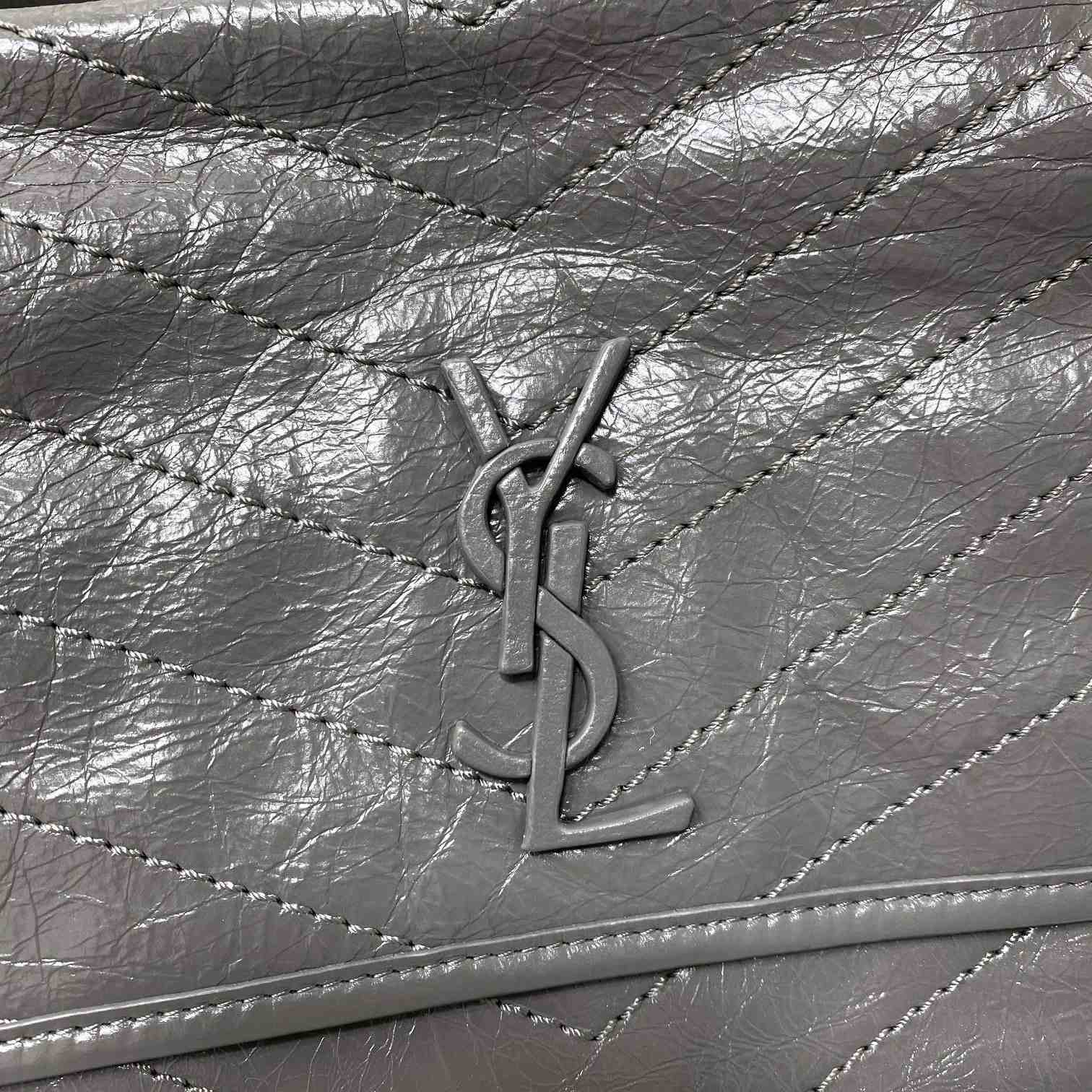 Saint Laurent Niki Medium Chain Bag In Crinkled Vintage Leather  - 