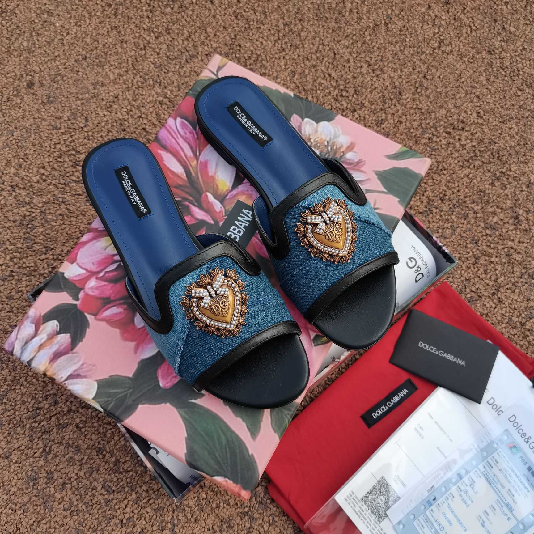 Dolce & Gabbana Slip-on Flat Sandals - PerfectKickZ