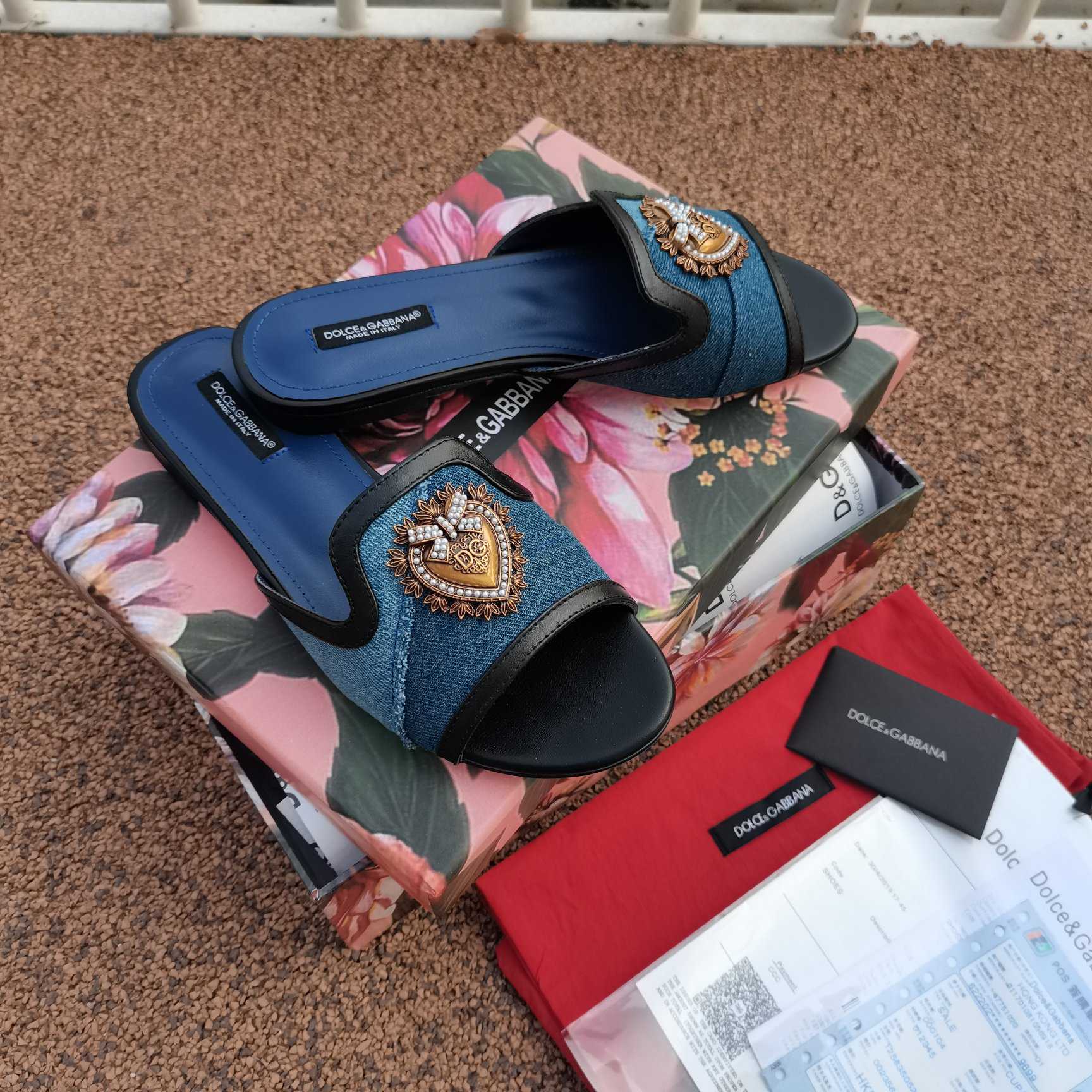 Dolce & Gabbana Slip-on Flat Sandals - PerfectKickZ
