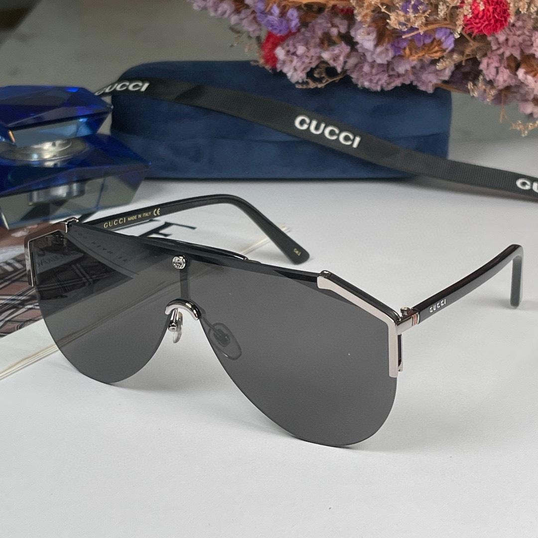 Gucci GG0584S Sunglasses - PerfectKickZ