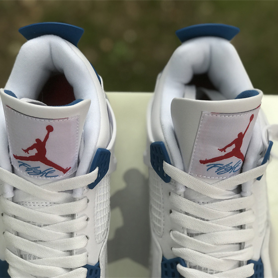 Nike SB x Air Jordan 4 Sneaker      DR5415-104  - PerfectKickZ