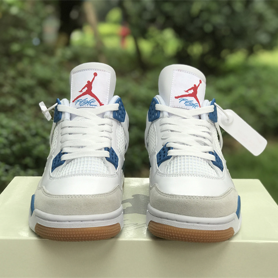 Nike SB x Air Jordan 4 Sneaker      DR5415-104  - PerfectKickZ