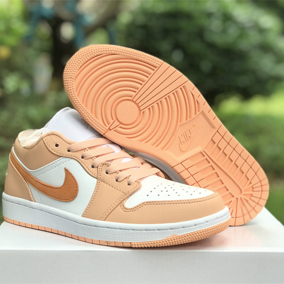 Air Jordan 1 Low Sneaker    DC0774-801 - PerfectKickZ