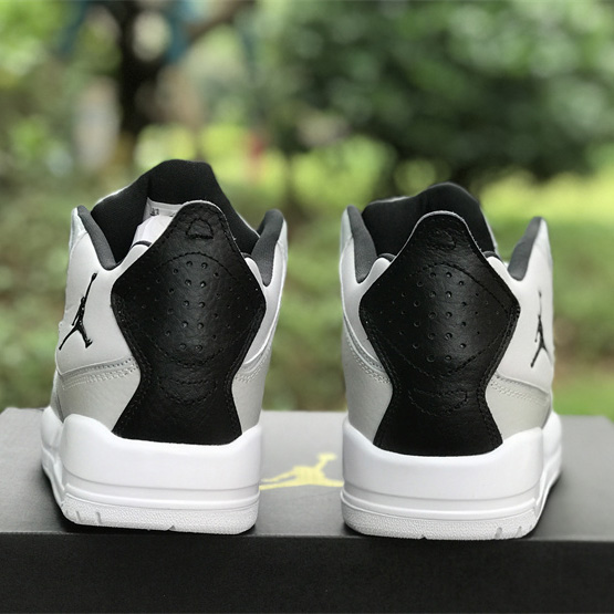 Air Jordan 23 Sneaker   AR1002-002  - 
