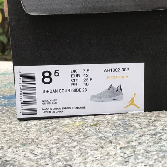 Air Jordan 23 Sneaker   AR1002-002  - 