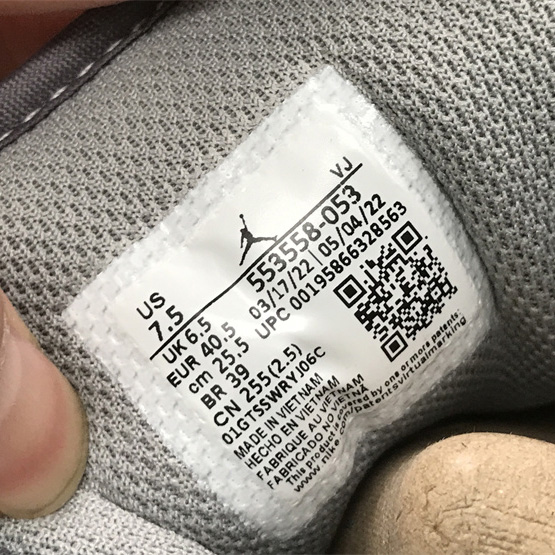 Air Jordan 1 Low Sneaker   553558-053 - PerfectKickZ