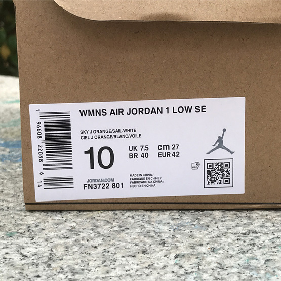 Air Jordan 1 Low SE “Canvas”Sneaker      FN3722-801 - PerfectKickZ