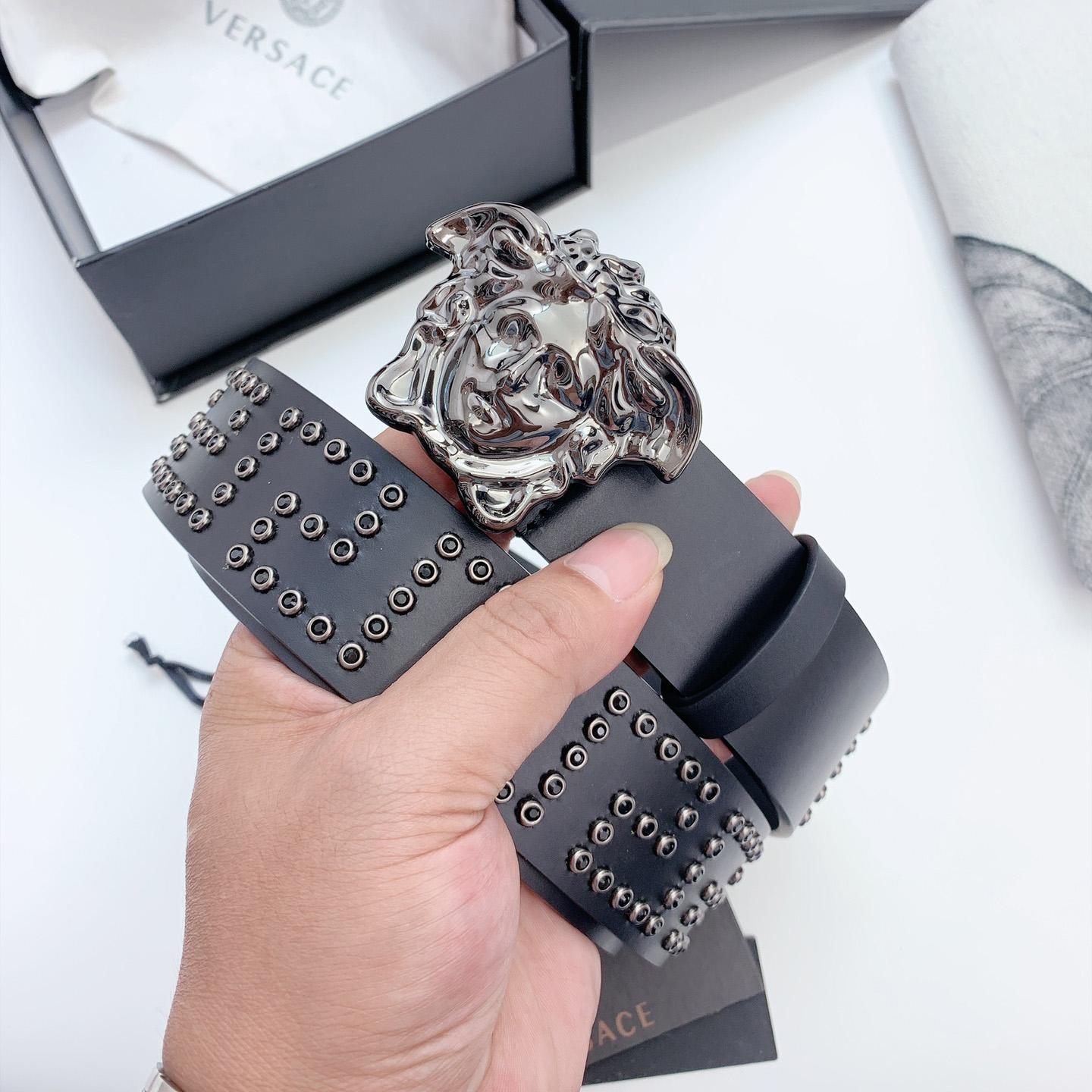 Versace Medusa Leathre Belt    40mm - PerfectKickZ