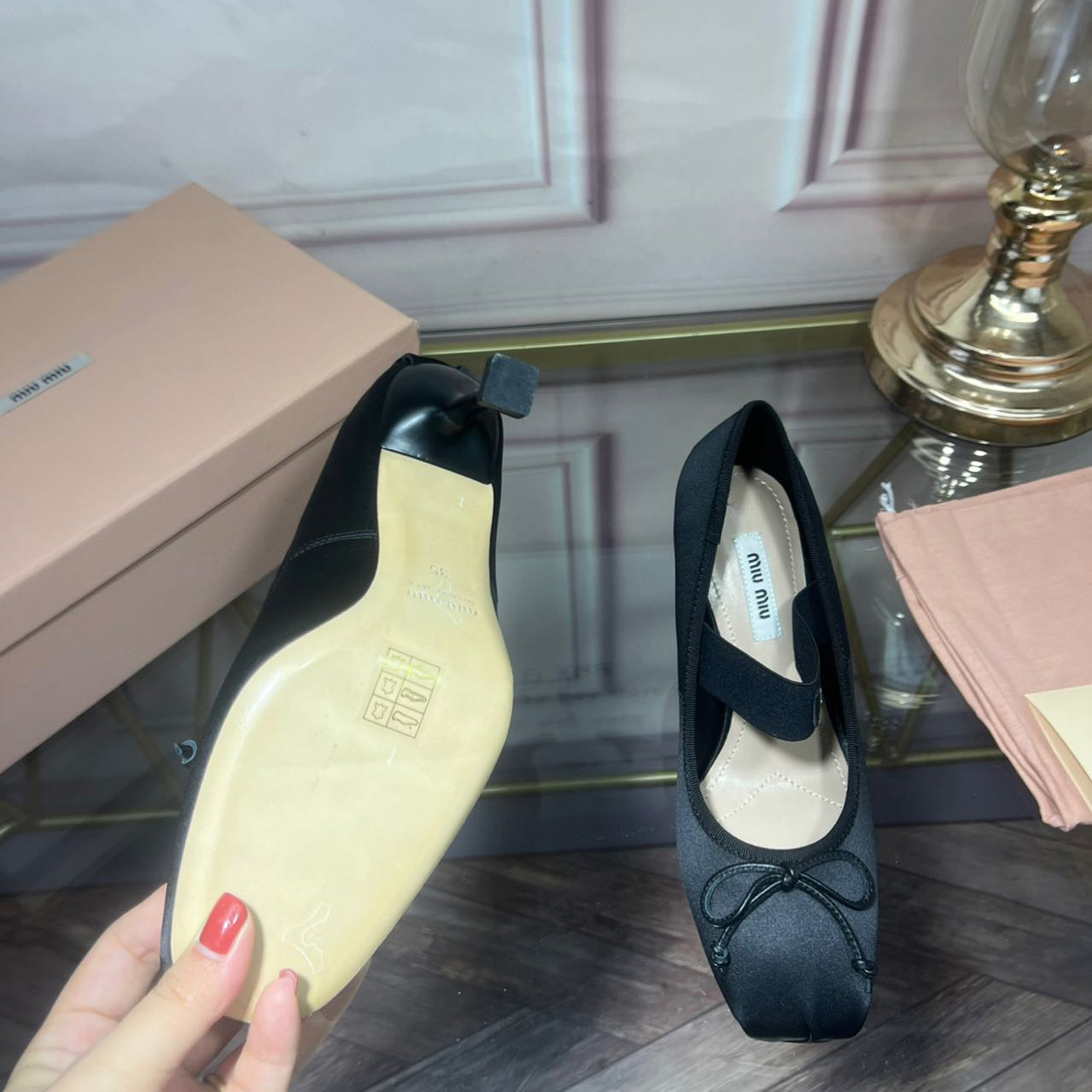 Miu Miu Satin Pumps - 