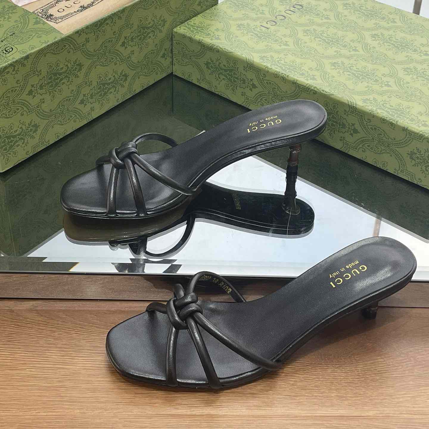 Gucci Women's Slide Sandal With Bamboo  - PerfectKickZ