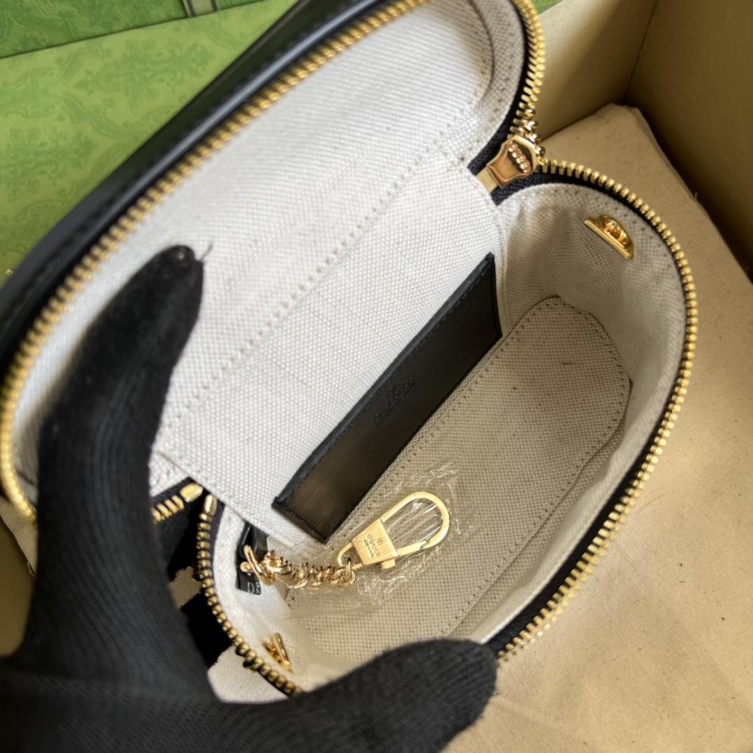 Gucci GG Matelassé Top Handle Mini Bag(16-10.5-5cm) - PerfectKickZ