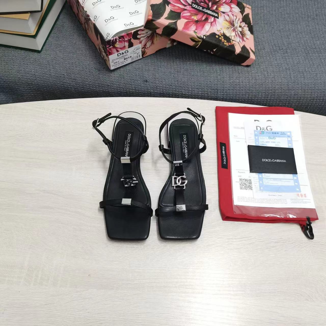 Dolce & Gabbana Leather Square Toe Sandals With Silver Logo - PerfectKickZ