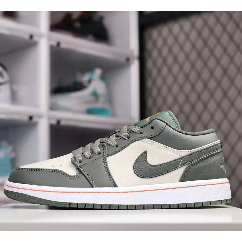 Air Jordan 1 Low Sneaker   553558-121 - PerfectKickZ