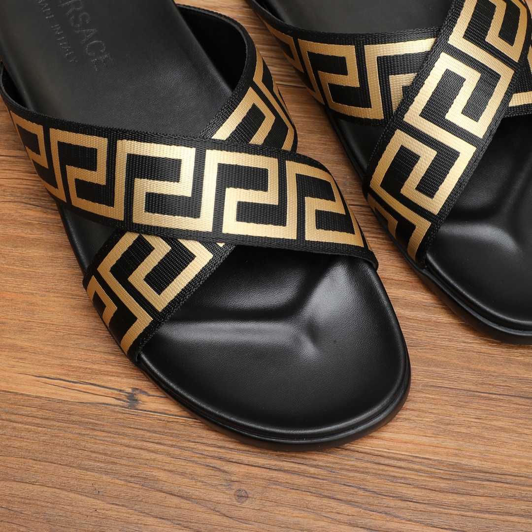 Versace Logo-print Open-toe Slides - PerfectKickZ