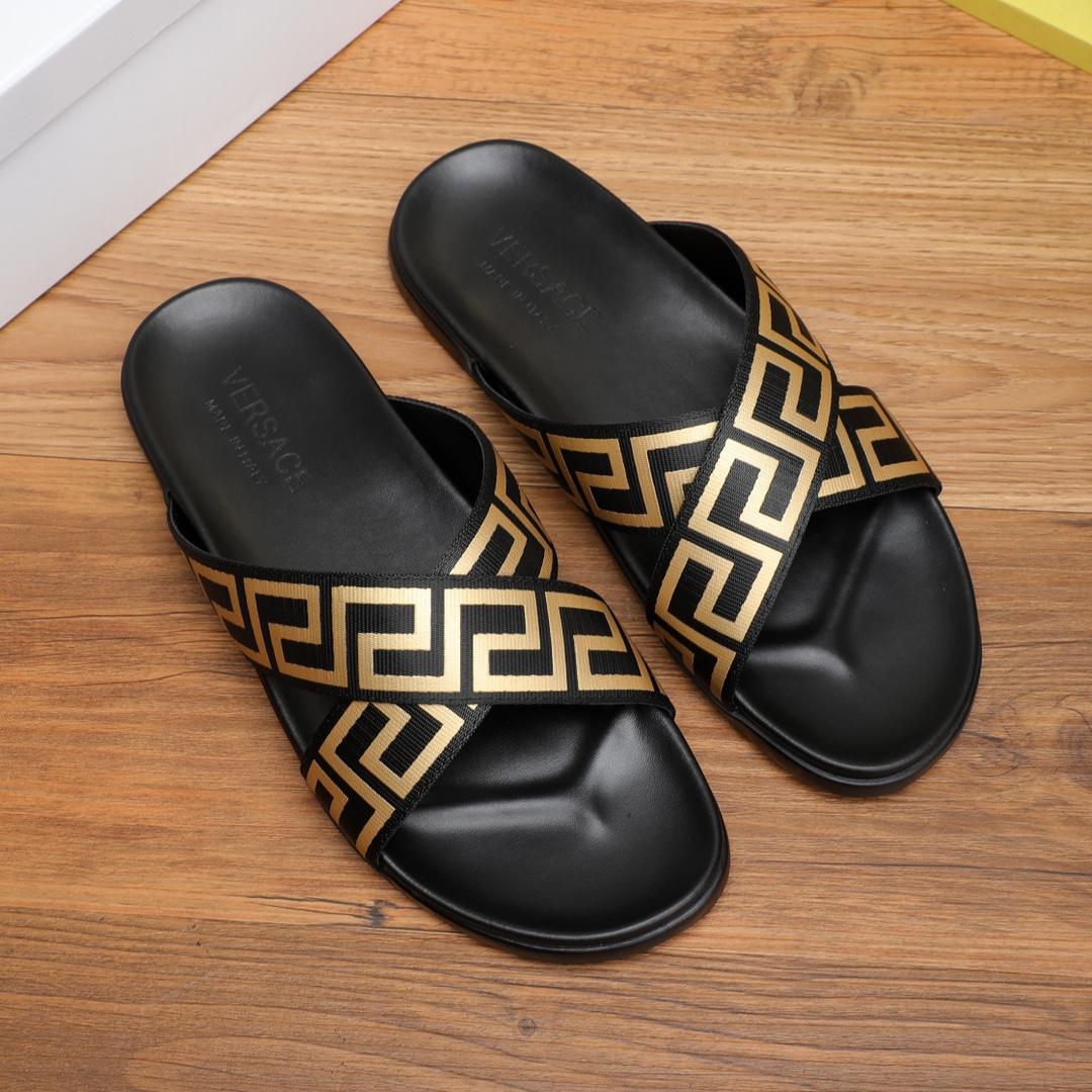 Versace Logo-print Open-toe Slides - PerfectKickZ