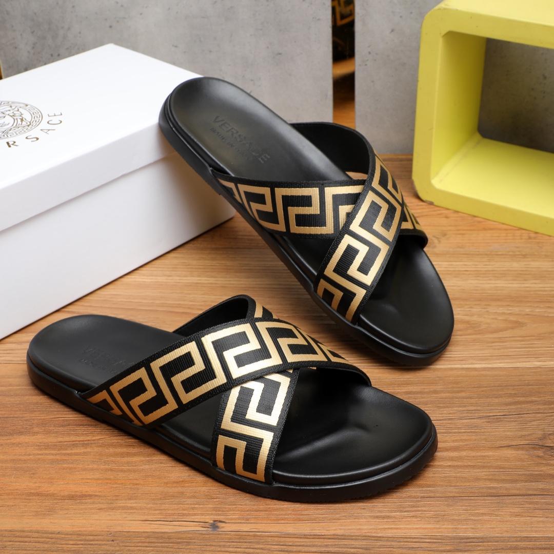 Versace Logo-print Open-toe Slides - PerfectKickZ