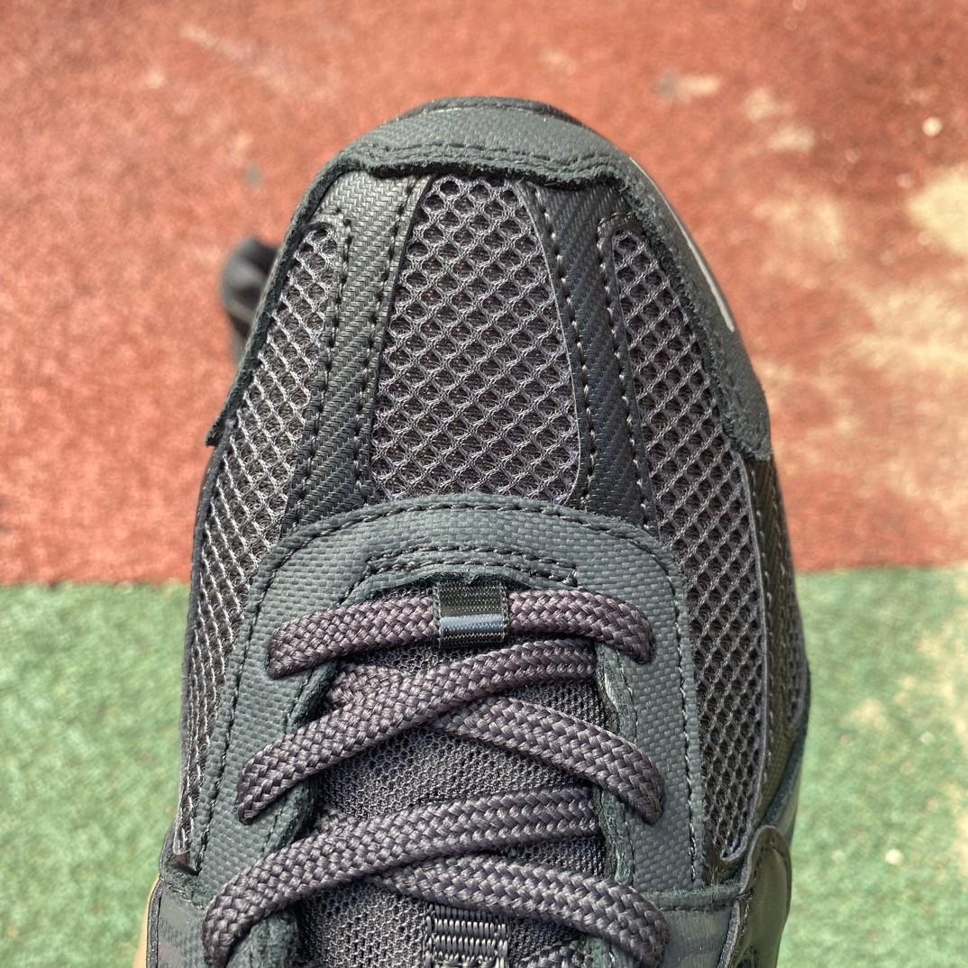 Nike Air Zoom Vomero Sneaker      bv1358-002 - PerfectKickZ