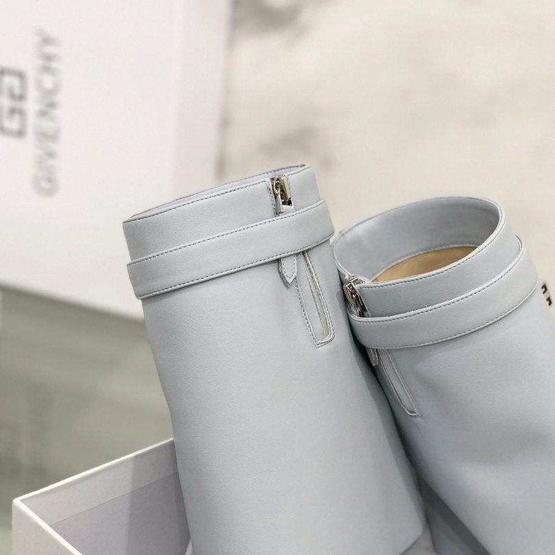 Givenchy Shark Lock Ankle Boots In Leather - PerfectKickZ