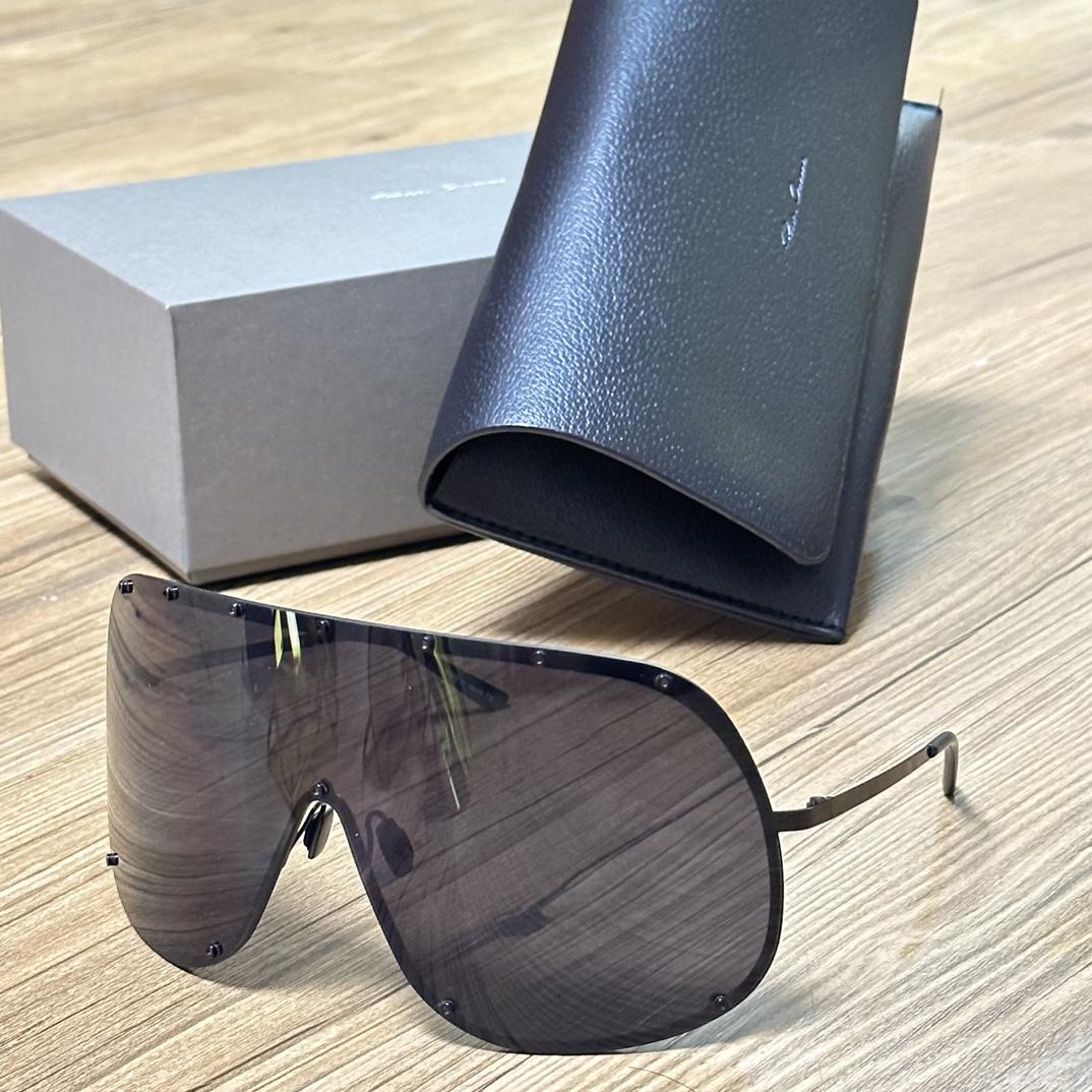 Rick Owens 'Shield' Sunglasses - PerfectKickZ