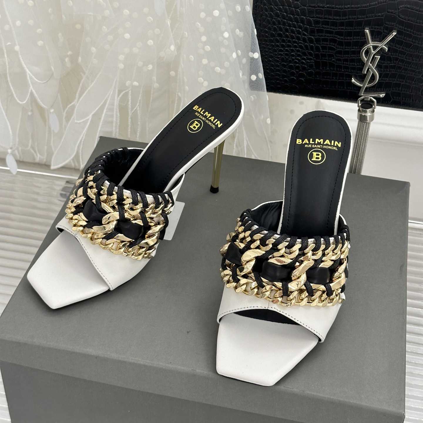Balmain Chain-link Detail 110mm Pumps - PerfectKickZ