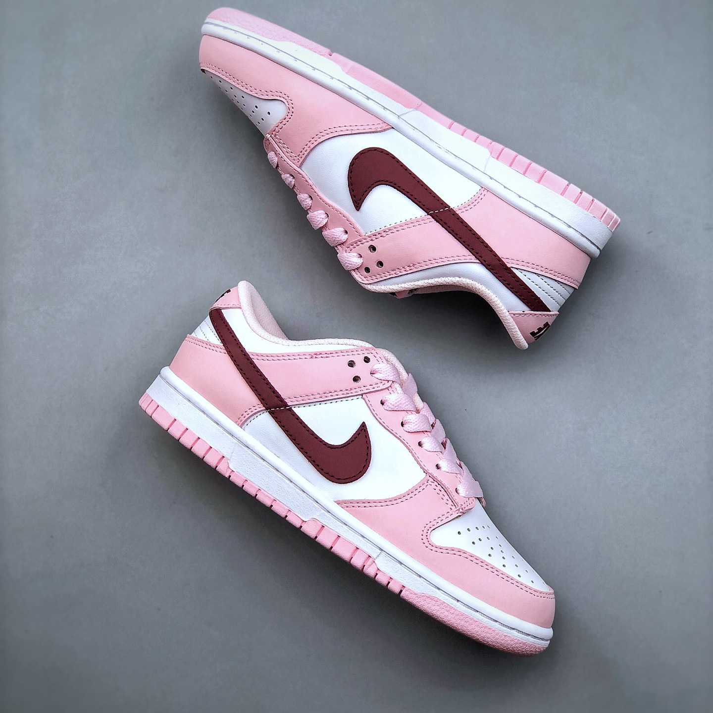 Nike Nk Dunk SB Low Sneakers       CW1590-601 - PerfectKickZ