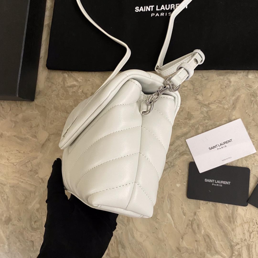 Saint Laurent Loulou Shoulder Bag (20x7x15cm) - PerfectKickZ