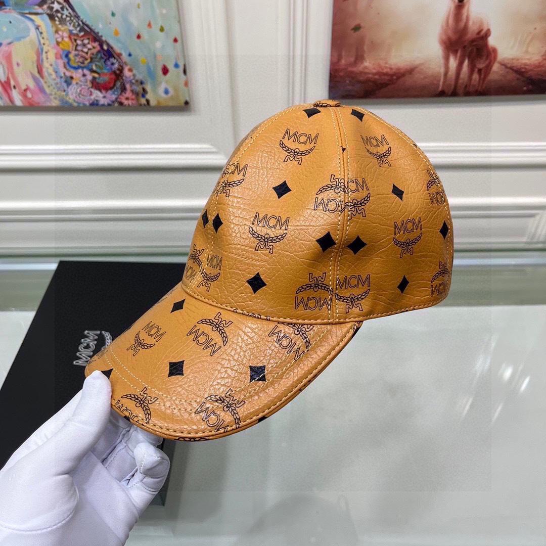 MCM Faux-leather Logo-print Cap - 