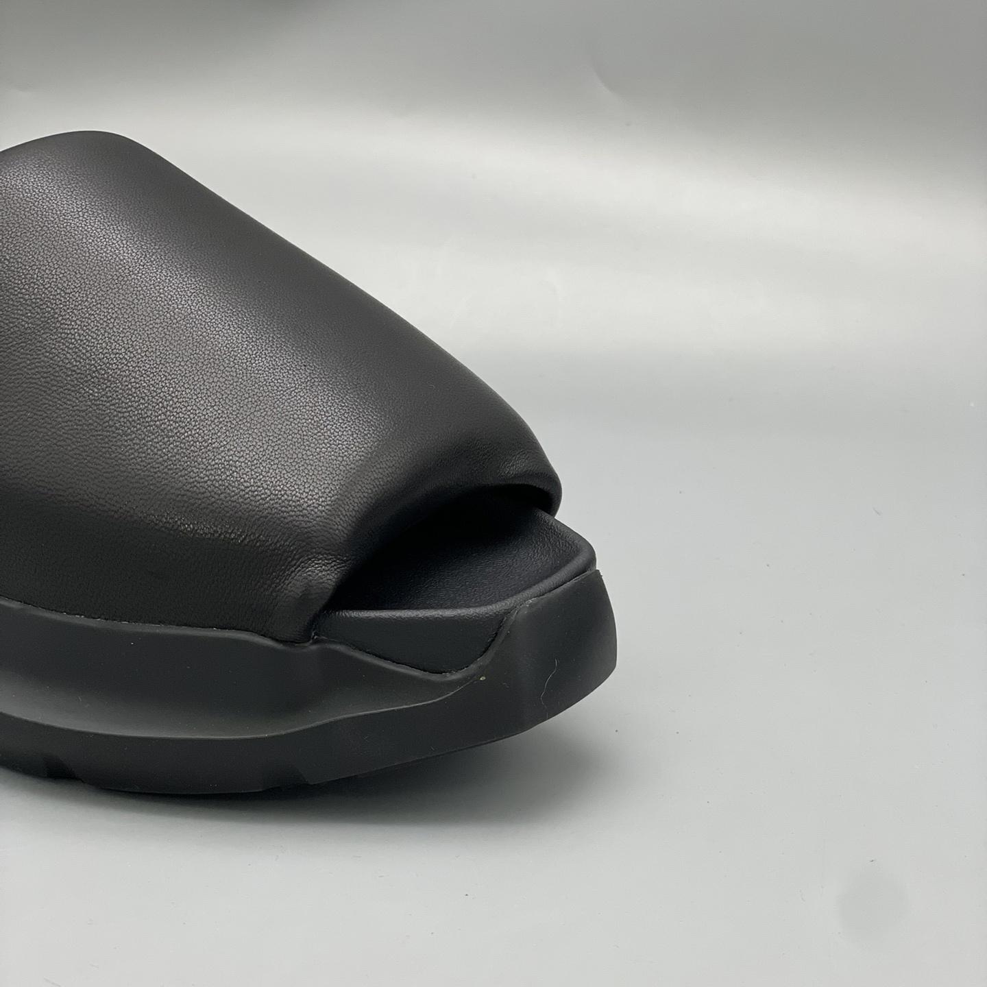 Rick Owens SS23 Edfu Geth Puffer Slide In Black - 
