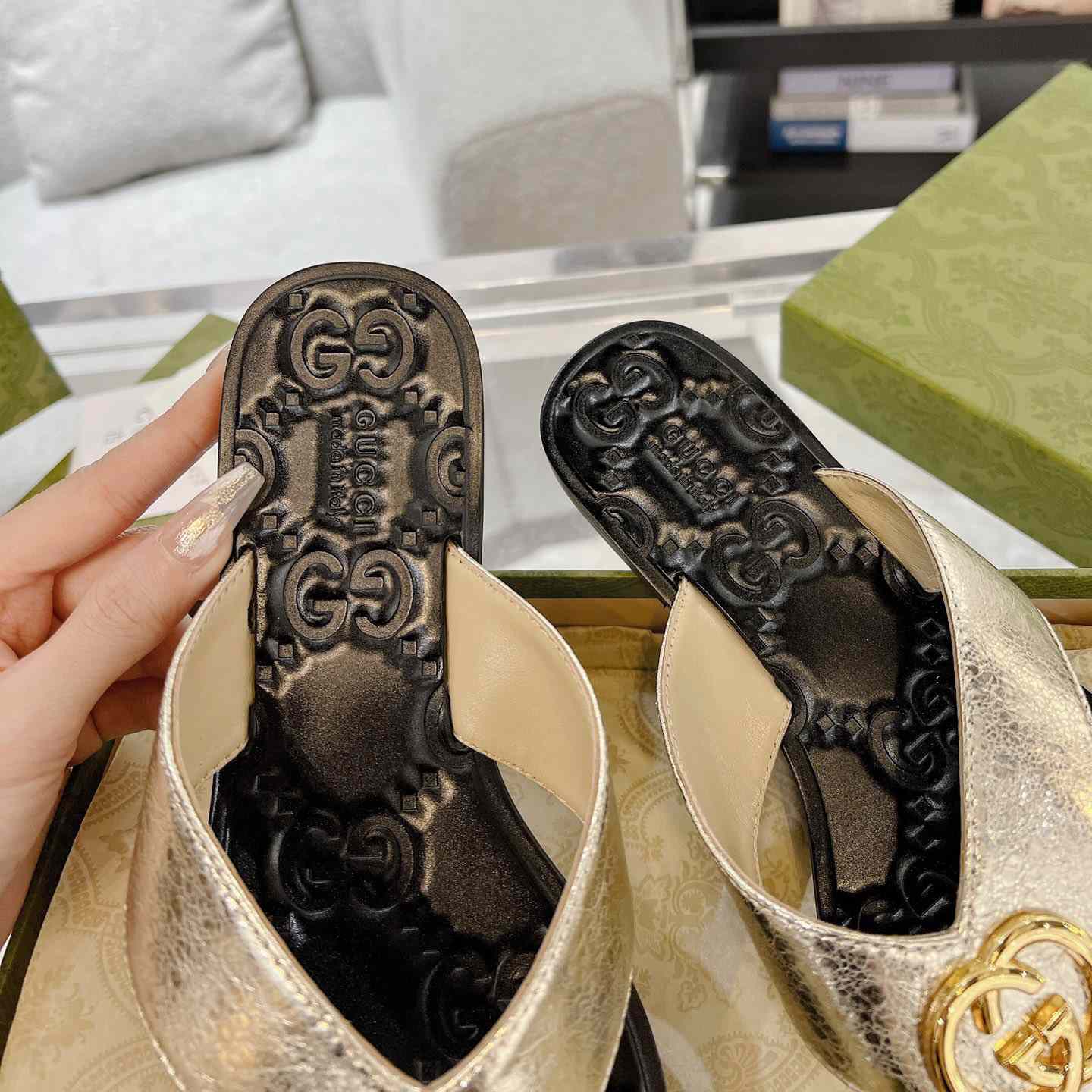 Gucci Double G Thong Sandals - PerfectKickZ