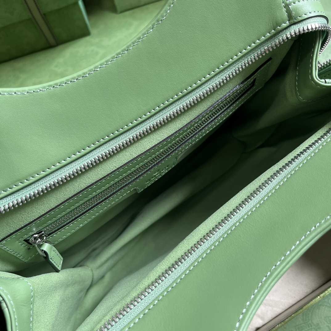 Gucci Petite GG Small Tote Bag (28-21-6.5cm) - PerfectKickZ