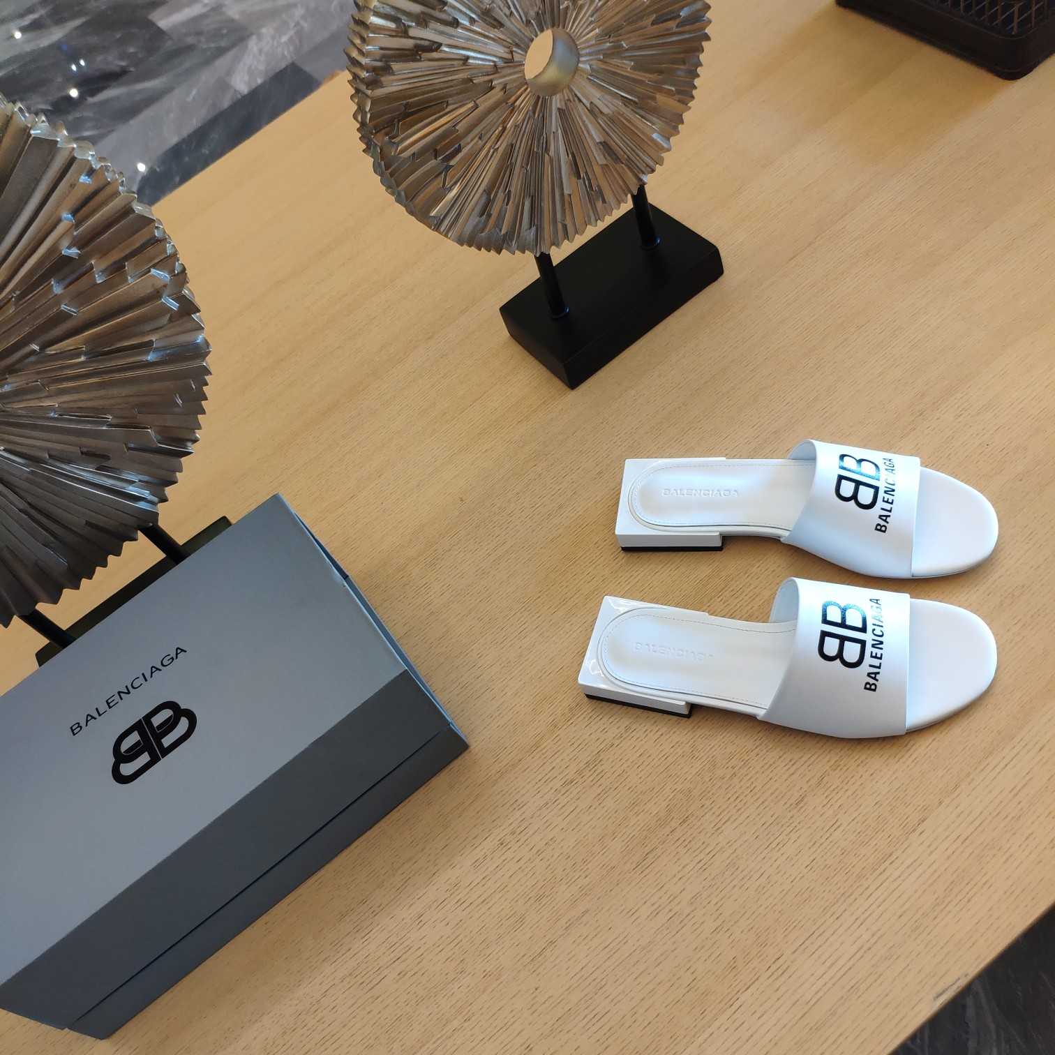 Balenciaga Box Mule Leather Sandals - PerfectKickZ