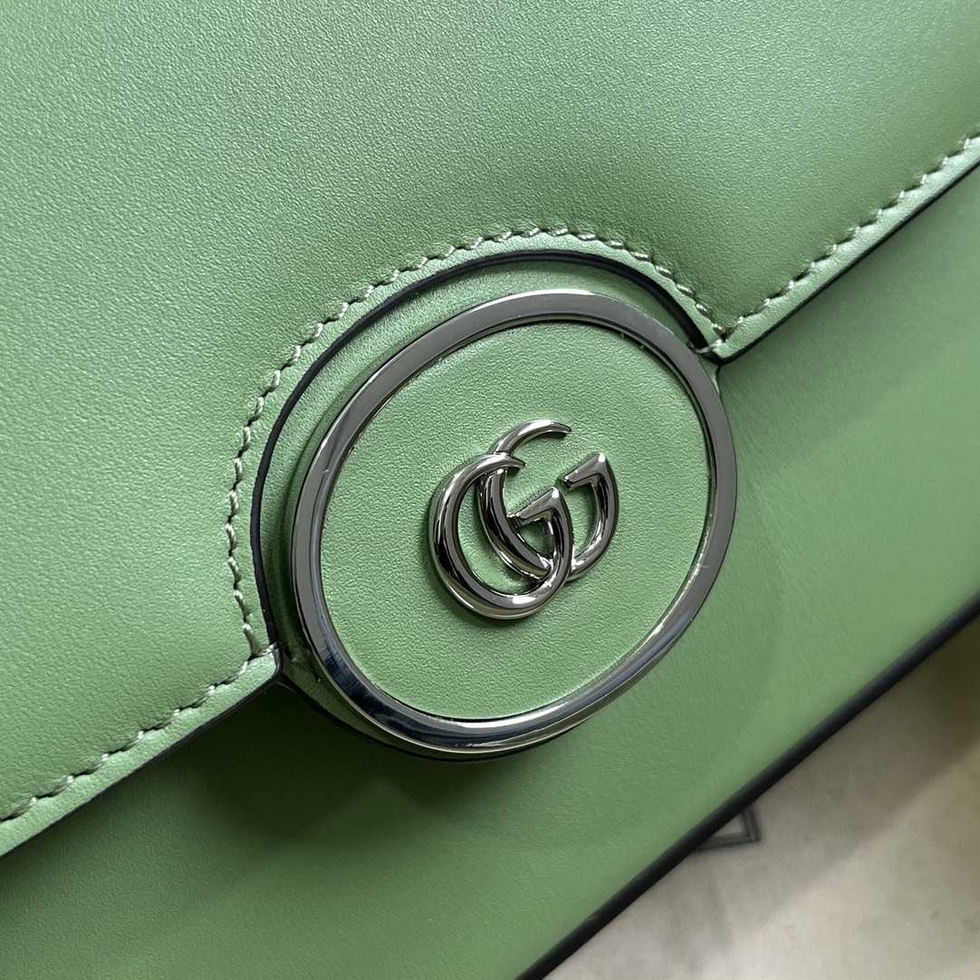 Gucci Petite GG Mini Shoulder Bag (21-10-5cm) - 