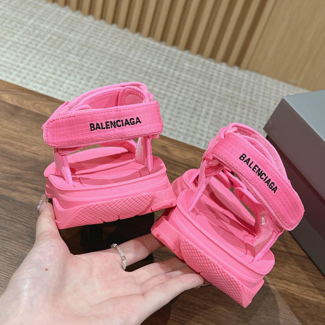 Balenciaga Women's Tourist Sandal In Pink - PerfectKickZ