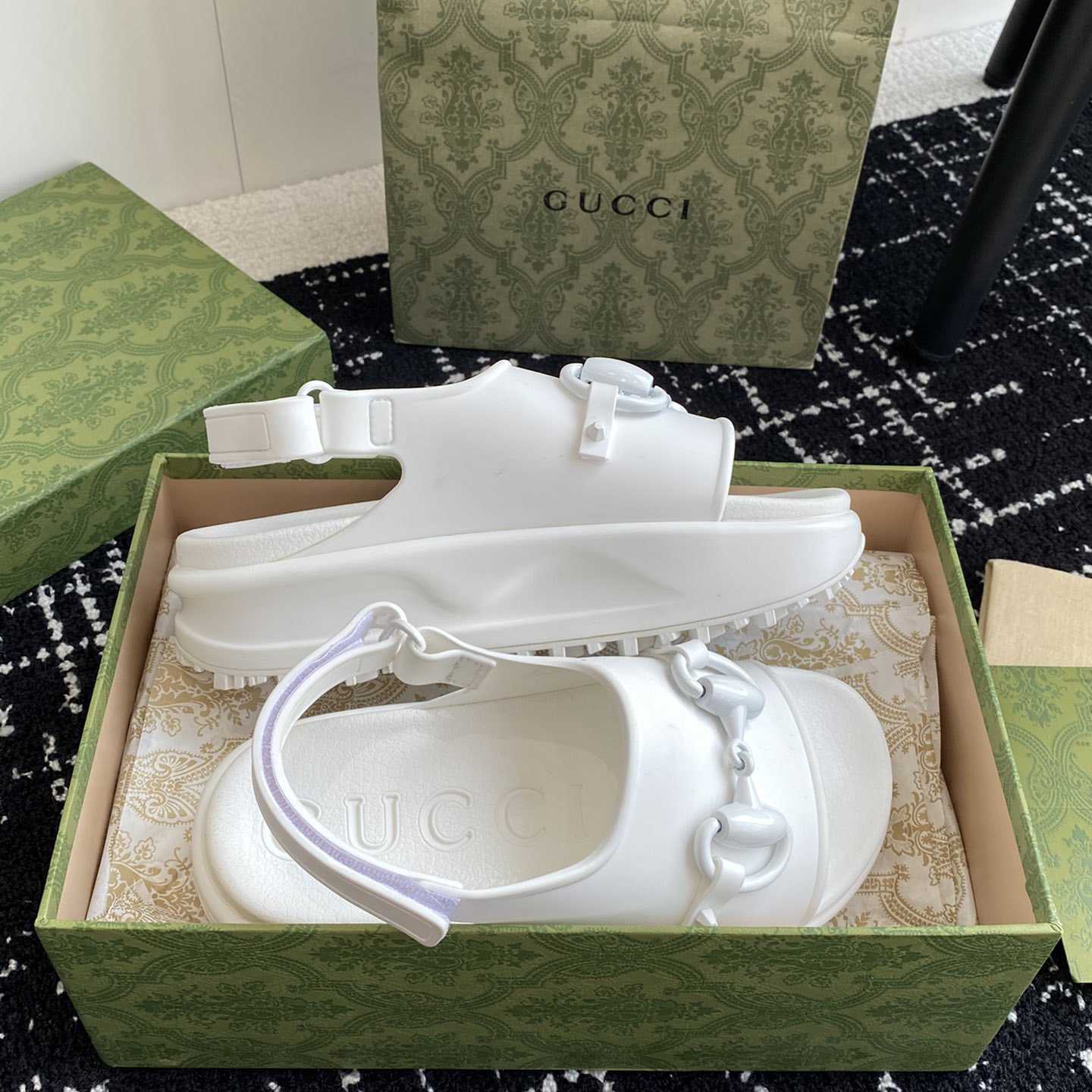 Gucci Horsebit Flatform Sandal - PerfectKickZ