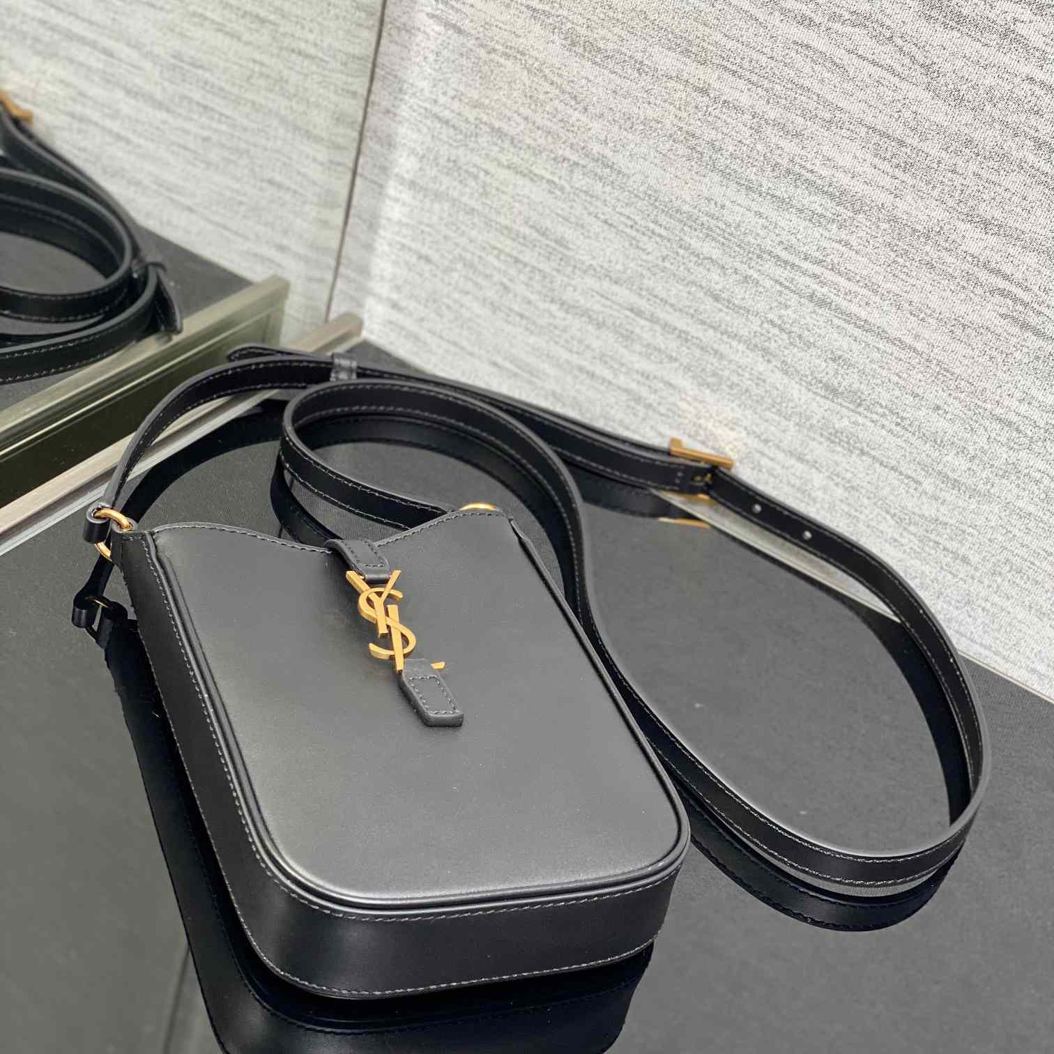 Saint Laurent Le 5 À 7 Mini Vertical In Shiny Leather - PerfectKickZ